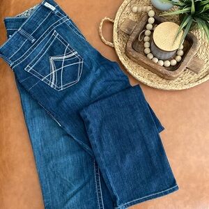 ARIAT Straight Leg Mid-Rise Stretch Jeans